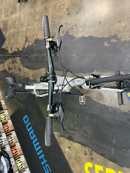 Scott Metrix 20 Shimano Sora 9 Speed - Demo