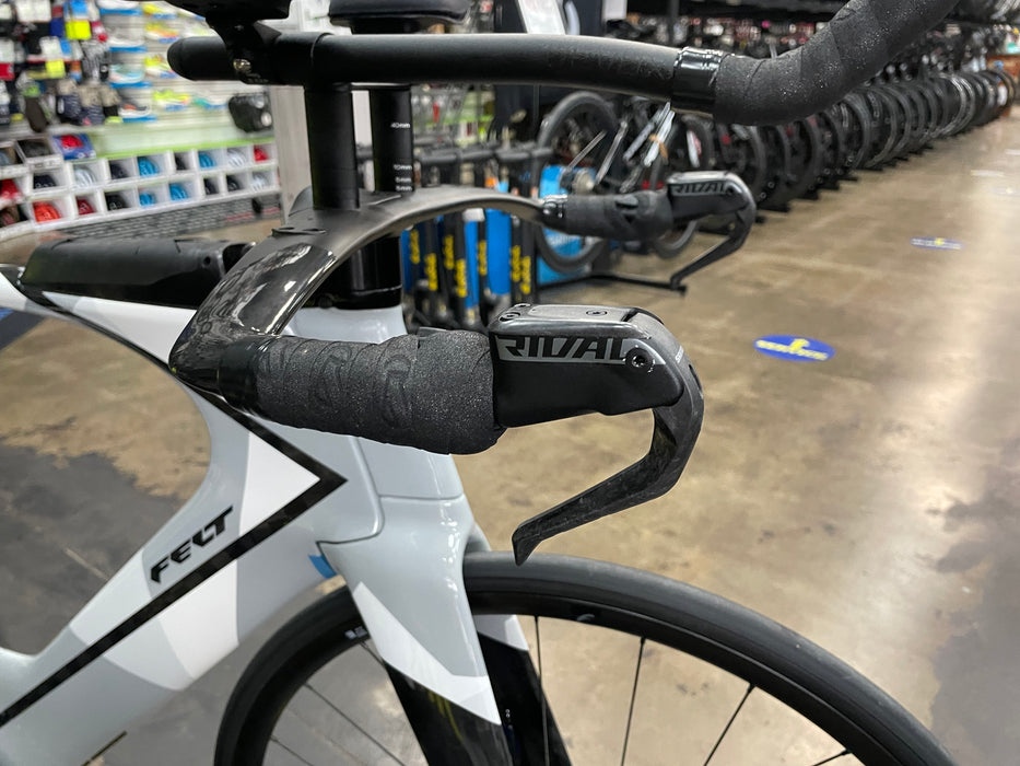 Felt IA Advanced Sram Rival AXS 12 Speed W/ Fulcrum Racing 600 Wheels