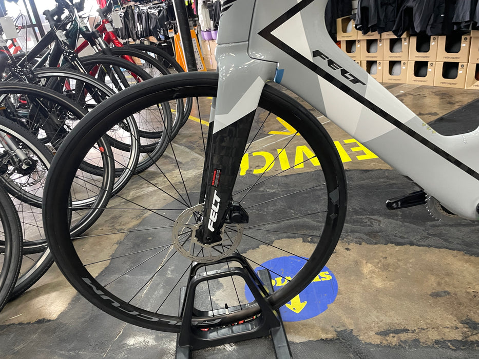 Felt IA Advanced Sram Rival AXS 12 Speed W/ Fulcrum Racing 600 Wheels