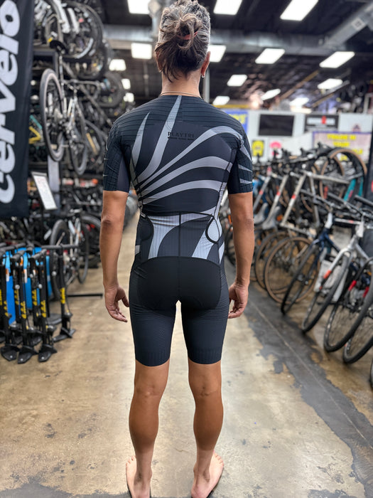 Playtri Men's Elite Trisuit Mid Sleeve