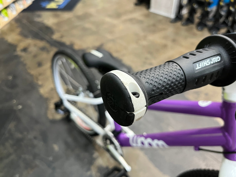 Woom Original 4 microSHIFT 20" Bike - Purple Haze DEMO