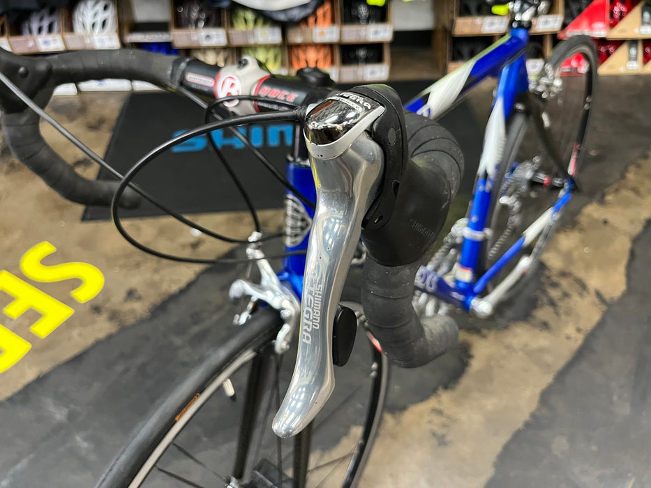 Trek 2200 Shimano Ultegra 9 Speed - Blue USED