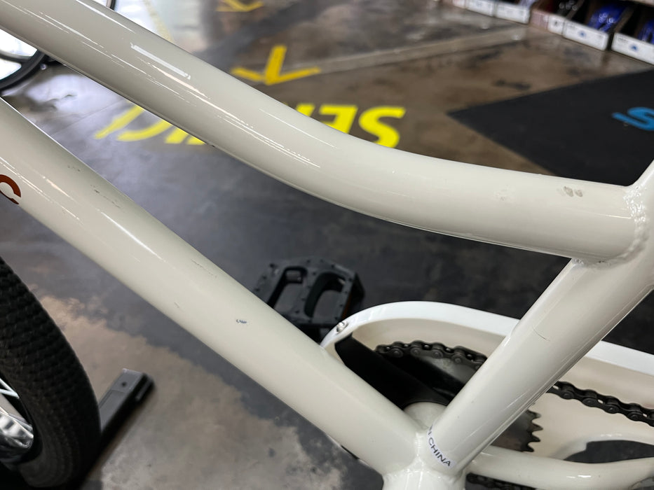 Retrospec Koda 20 - White DEMO