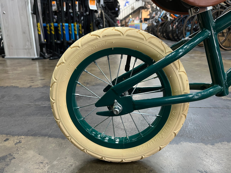 Banwood 12" Balance Bike - Green USED