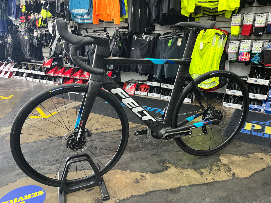 Felt AR FRD Ultimate SRAM Force D1 eTap AXS 12 speed w/Syncros RP2.0 wheels