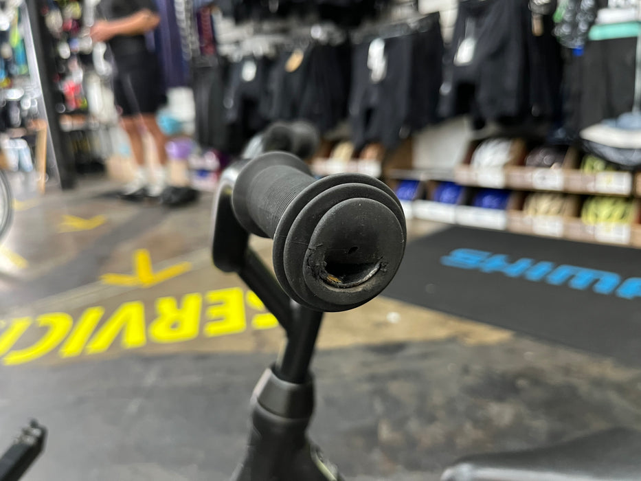 Batch Balance Bike - Black DEMO