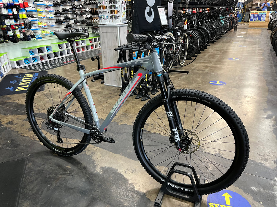 Giant XTC 29 2 SRAM NX Eagle 12 Speed - Gray/Red USED