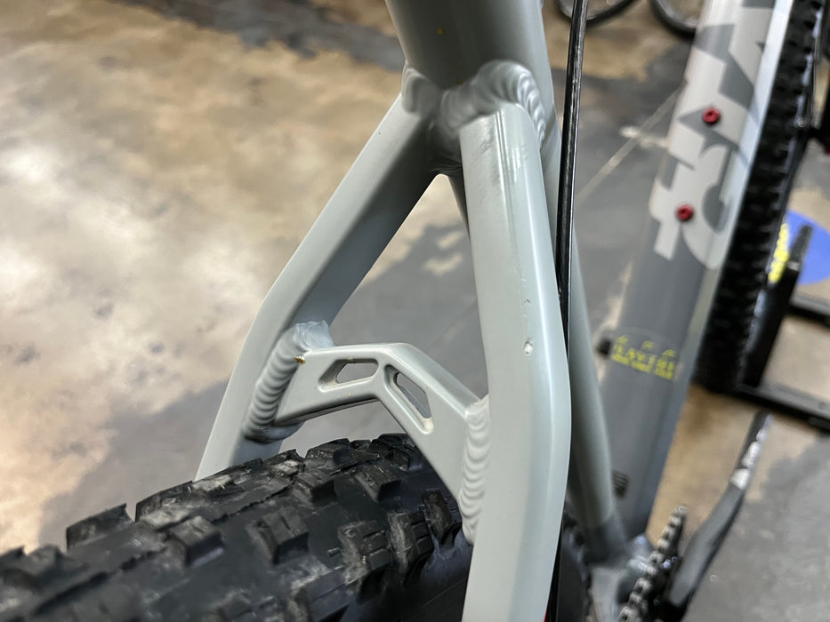 Giant XTC 29 2 SRAM NX Eagle 12 Speed - Gray/Red USED