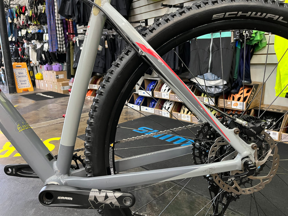 Giant XTC 29 2 SRAM NX Eagle 12 Speed - Gray/Red USED