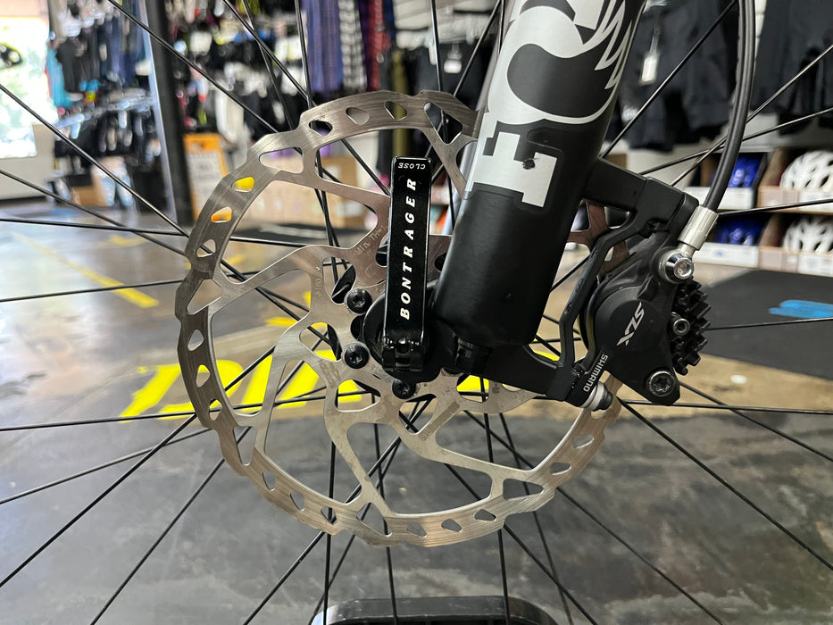 Giant XTC 29 2 SRAM NX Eagle 12 Speed - Gray/Red USED