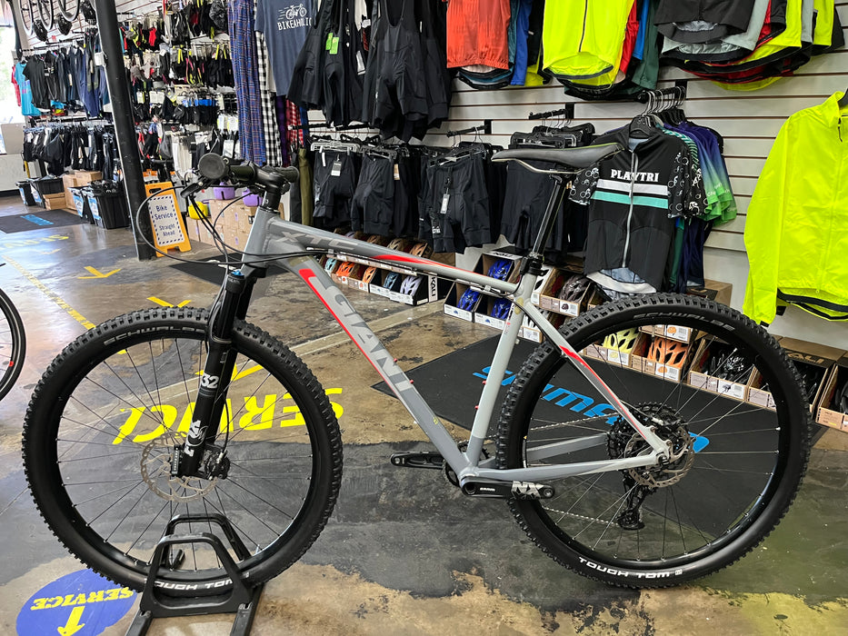 Giant XTC 29 2 SRAM NX Eagle 12 Speed - Gray/Red USED