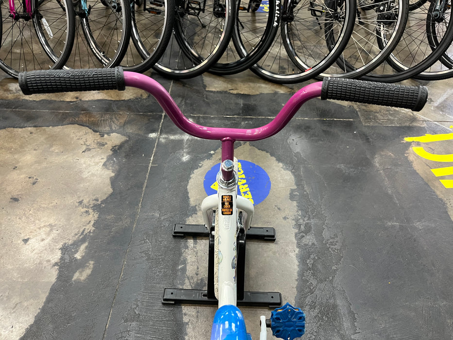 Huffy Frozen 16 Kid's Bike - Frozen USED