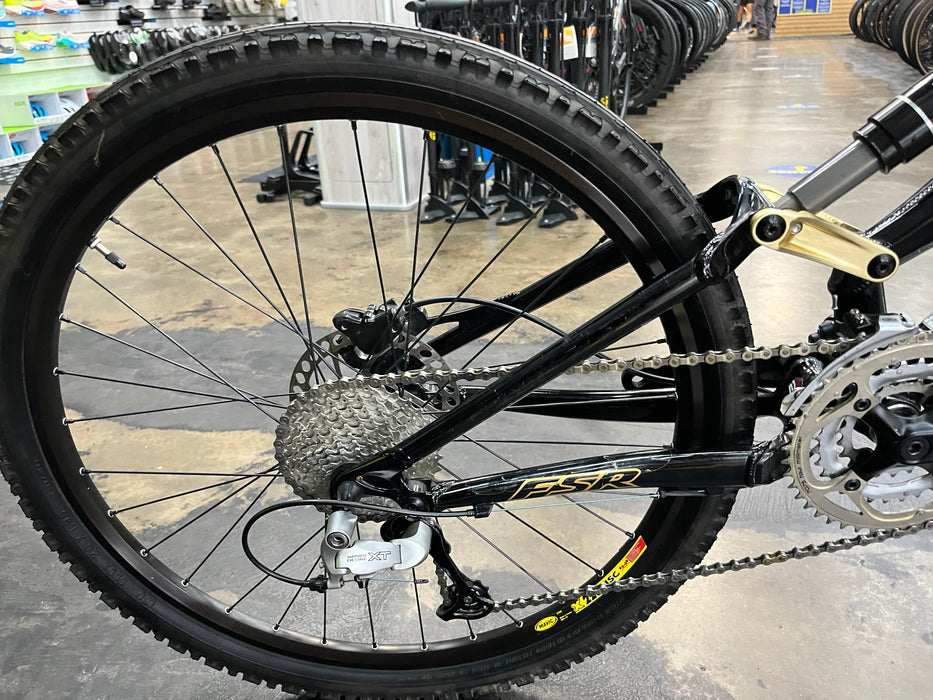 Specialized Enduro Comp Shimano XT 9 Speed 26" Wheels - Black/Gold USED