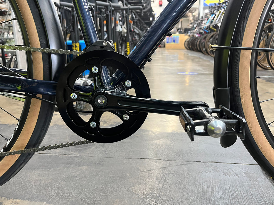 Breezer Bikes Doppler Cafe+ Shimano Deore 10-Speed - Deep Blue