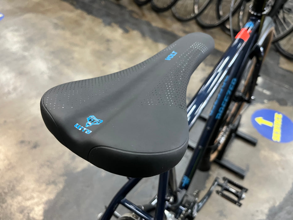 Breezer Bikes Doppler Cafe+ Shimano Deore 10-Speed - Deep Blue