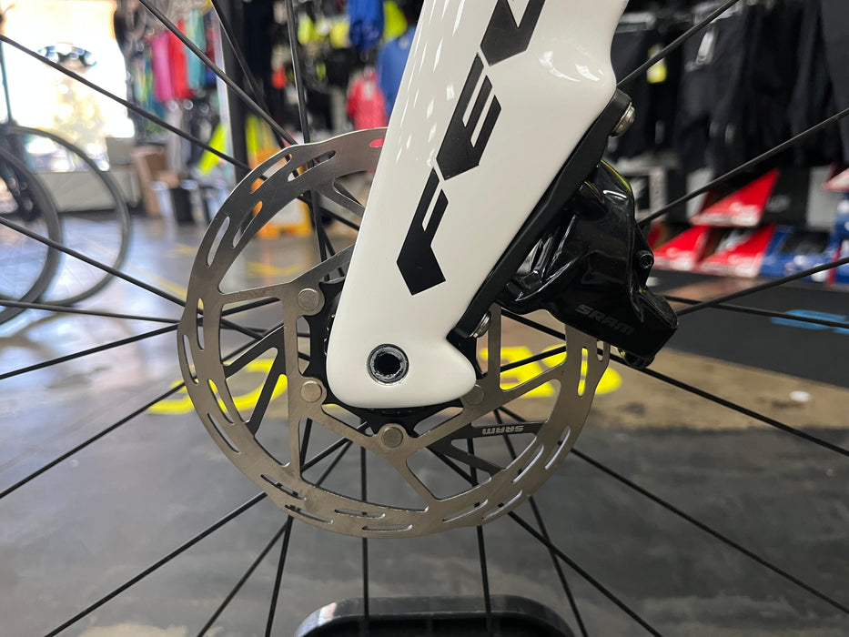 Felt IA FRD 2.0 SRAM Force D1 eTap AXS 1X Powermeter w/Reynolds Blacklabel Aero 60 Expert Wheels