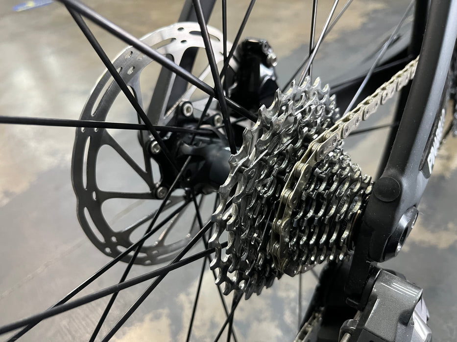 Pinarello Dogma F Disc SRAM Rival eTap AXS - Power Meter - DT Swiss P1800 Spline