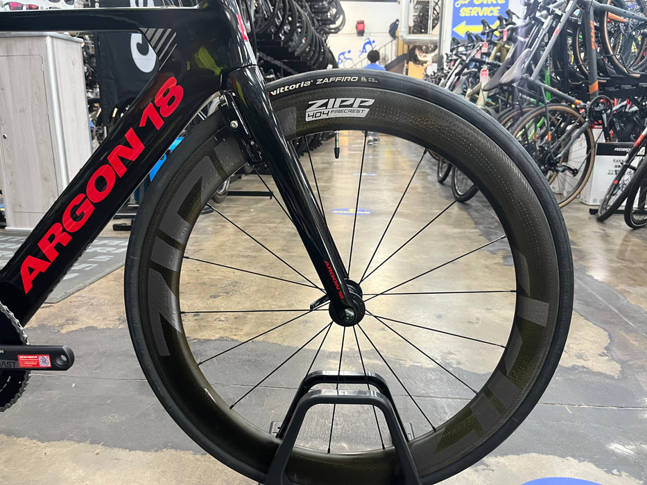 Argon 18 E-117 Tri SRAM Force 22 w/ZIPP 404 Firecrest Wheels - Silver Rabbit Black Gloss
