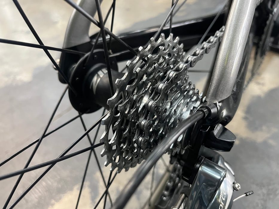 Argon 18 E-117 Tri SRAM Force 22 w/ZIPP 404 Firecrest Wheels - Silver Rabbit Black Gloss