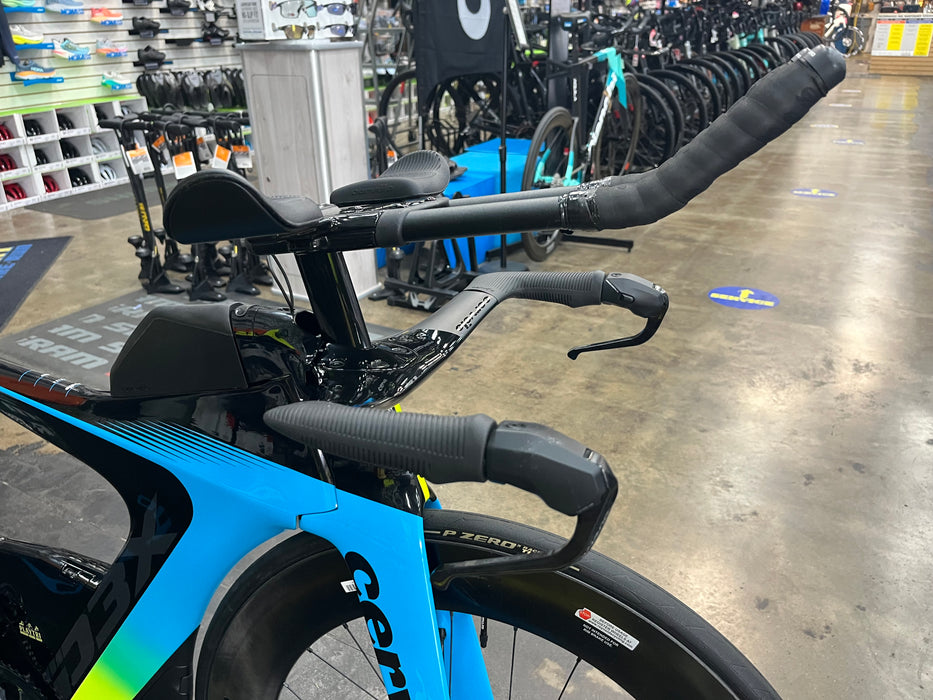 Cervelo P3X Shimano Ultegra Di2 12 Speed - Reynolds AR80 Wheels - Rivera/Fluoro/Black