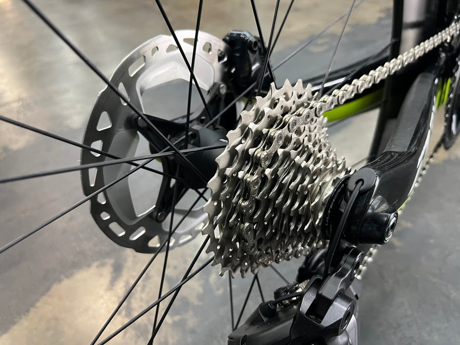 Cervelo P3X Shimano Ultegra Di2 12 Speed - Reynolds AR80 Wheels - Rivera/Fluoro/Black