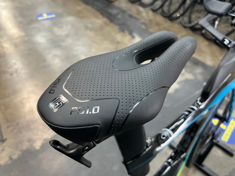 Cervelo P3X Shimano Ultegra Di2 12 Speed - Reynolds AR80 Wheels - Rivera/Fluoro/Black
