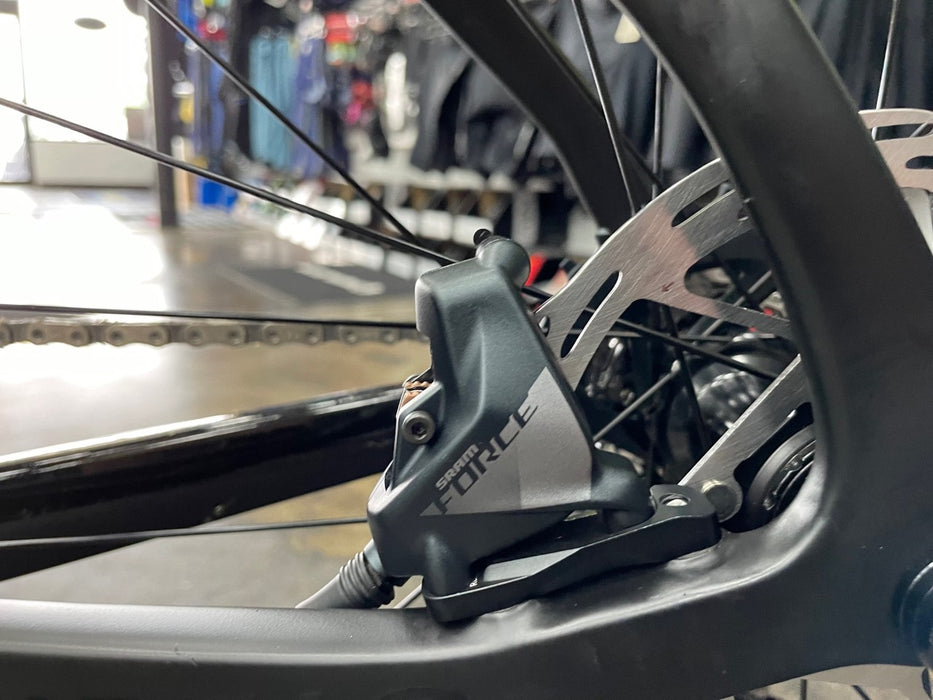 Pinarello Prince Disc SRAM D1 Force eTap AXS - BOB 2023