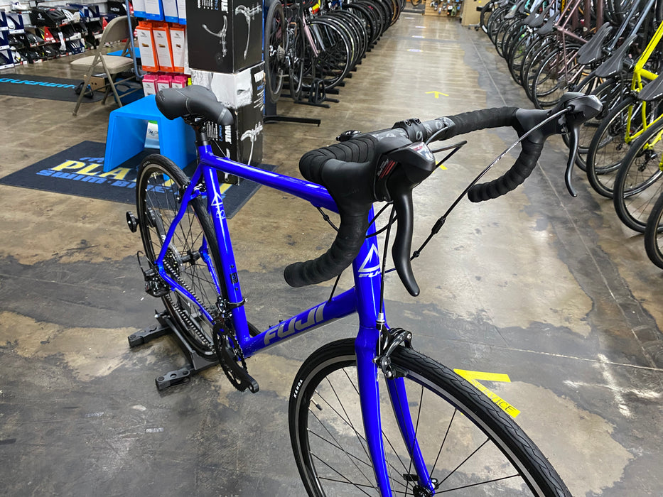 Fuji Sportif 2.5 Shimano Tourney 7 Speed - Electric Blue