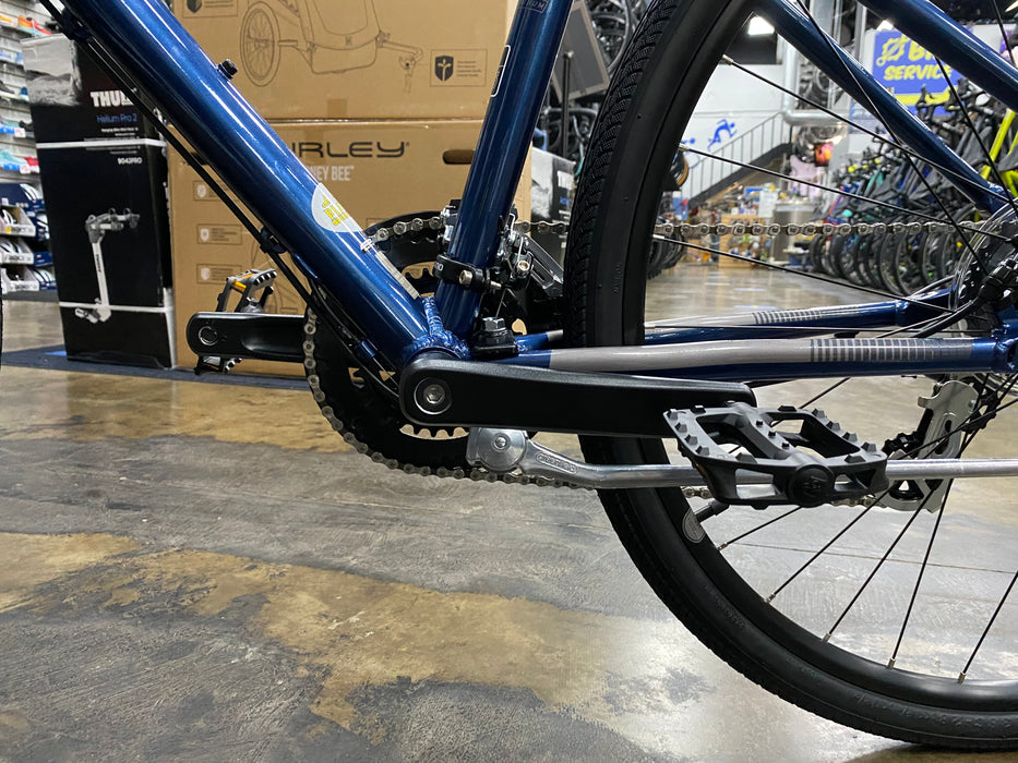 Fuji Absolute 1.9 Disc Shimano Tourney 8 Speed - Dark Blue