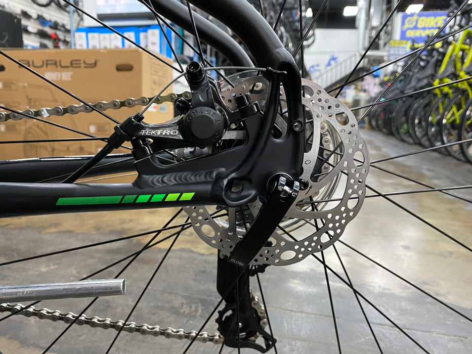 Fuji Traverse 1.7 Disc Shimano Tourney 7 Speed - Satin Black/Green
