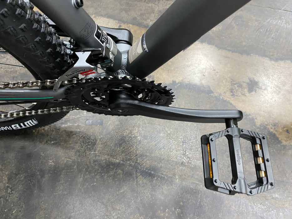 Fuji Nevada 29 1.9 Shimano Tourney - Satin Graphite