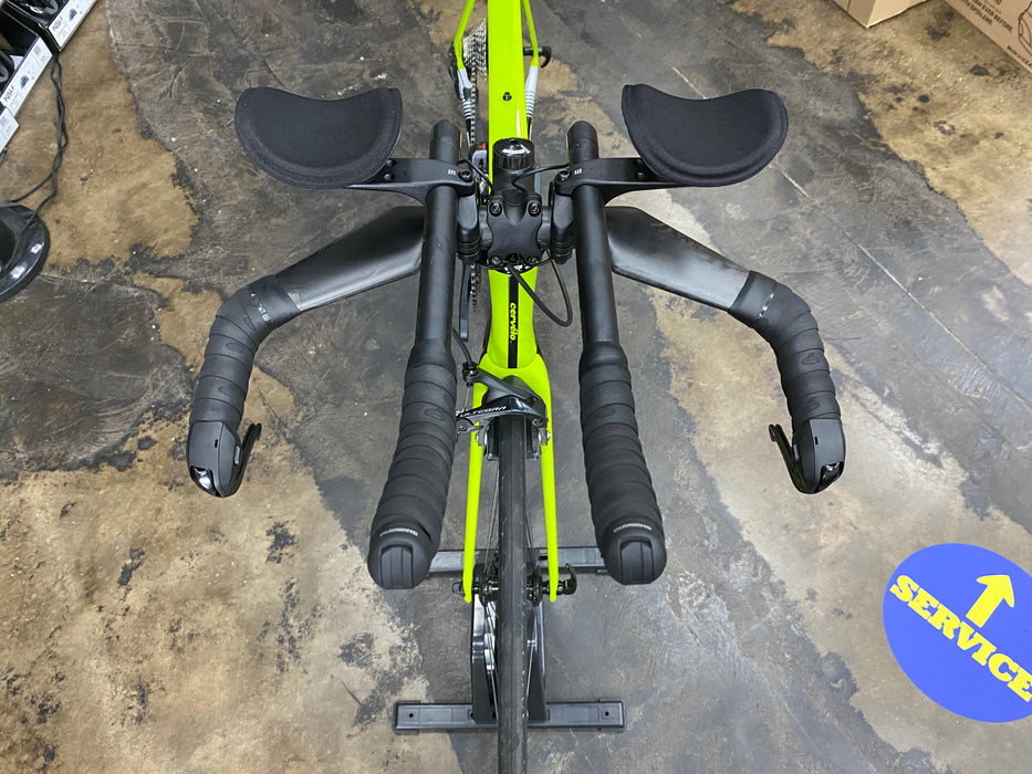 Cervelo P3 Shimano Ultegra Di2 11 Spd - Mavic Cosmic Wheels - Fluor/Blk/Wht DEMO