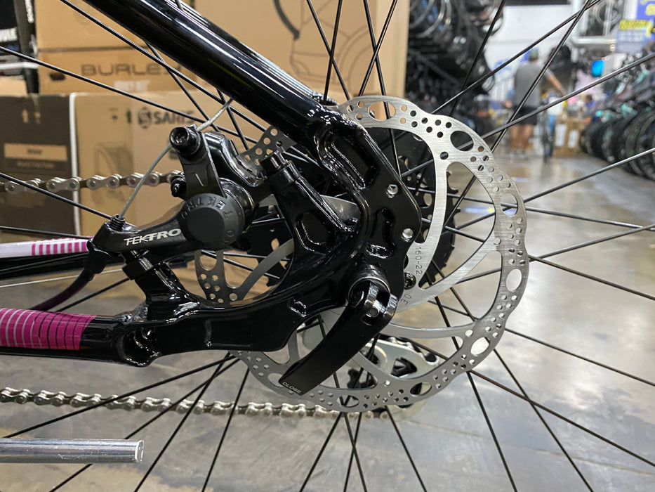 Fuji Absolute 1.9 ST Shimano Altus - Black