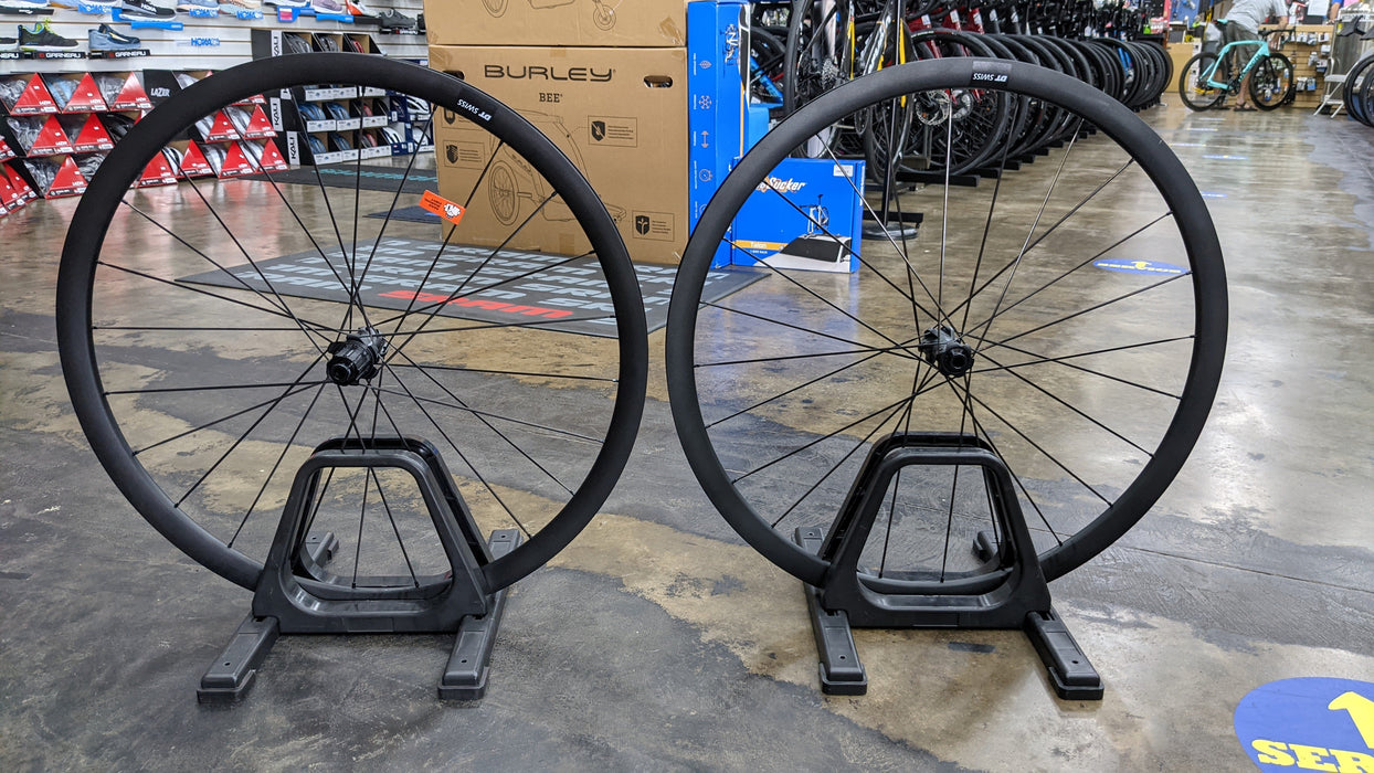 DT Swiss P1800 Spline Tubeless Ready Disc Brake Wheelset - DEMO