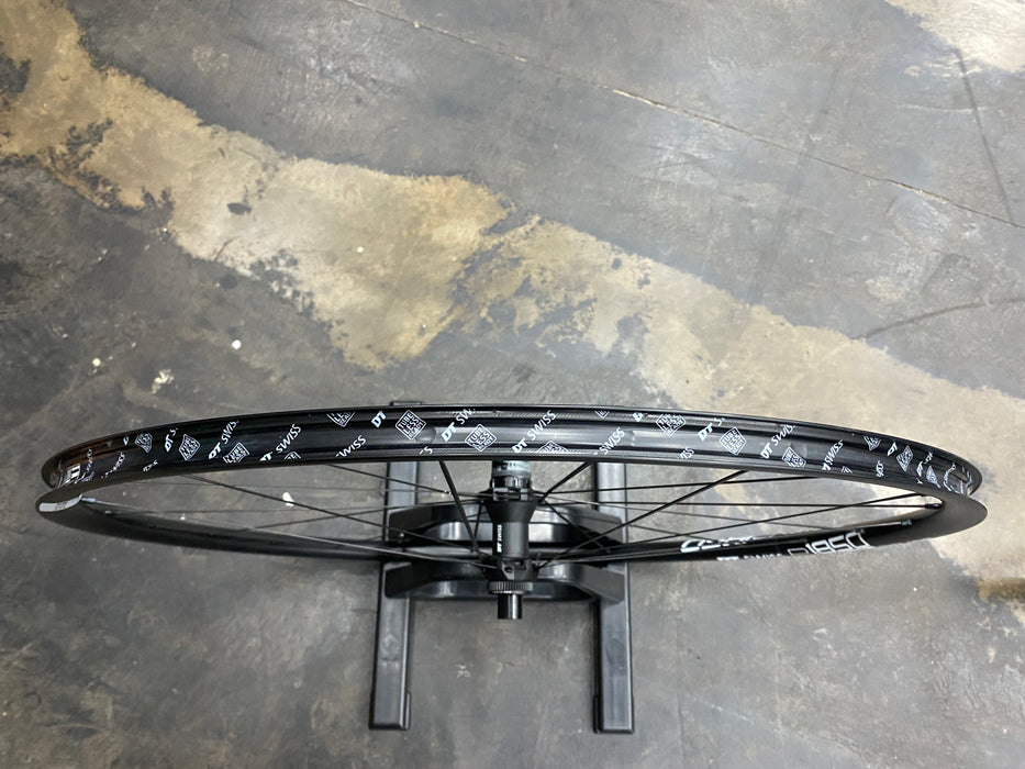 DT Swiss P1850 Spline Tubeless Ready Disc Brake Wheelset DEMO