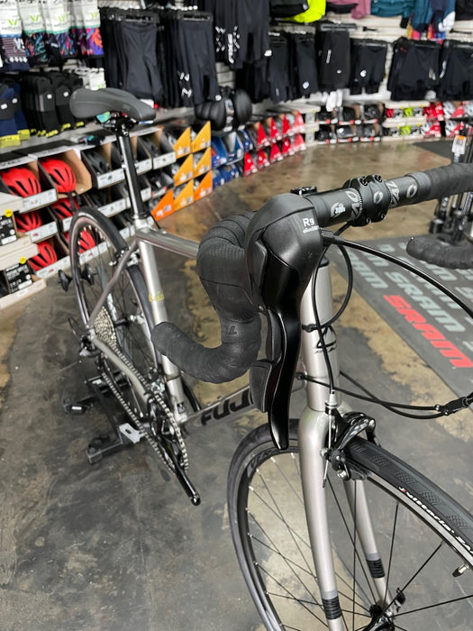 Fuji Sportif 2.1 MircoShift R9 - Tech Silver