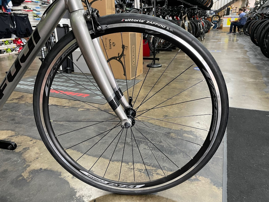 Fuji Sportif 2.1 MircoShift R9 - Tech Silver