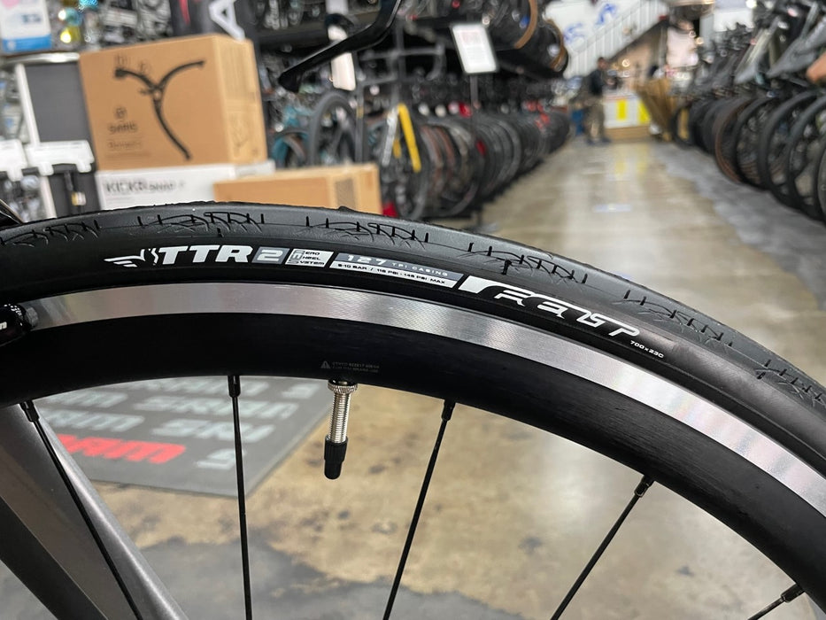 Felt IA 10 Rim Brake Ultegra Di2 11 Speed - Silver/Gray/Black